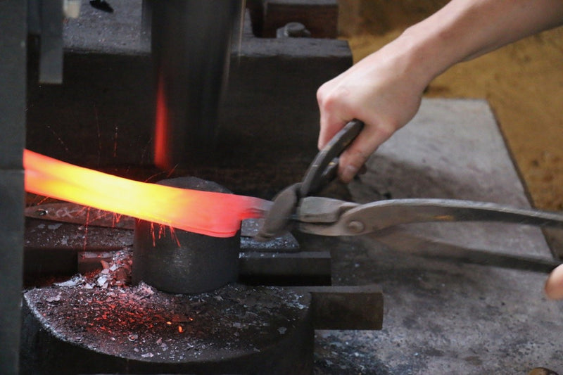 Yu Kurosaki Shizuku R2/SG2 Martelé Santoku  165mm Ironwood Manipuler - japanny-FR