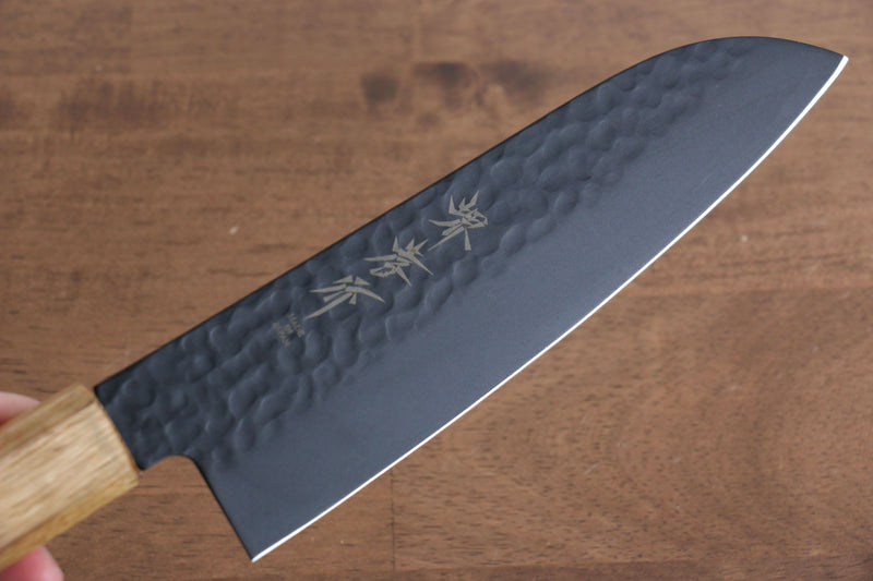 Sakai Takayuki Kurokage VG10 Martelé Revêtement en téflon Santoku  170mm Chêne brûlé Manipuler - japanny-FR